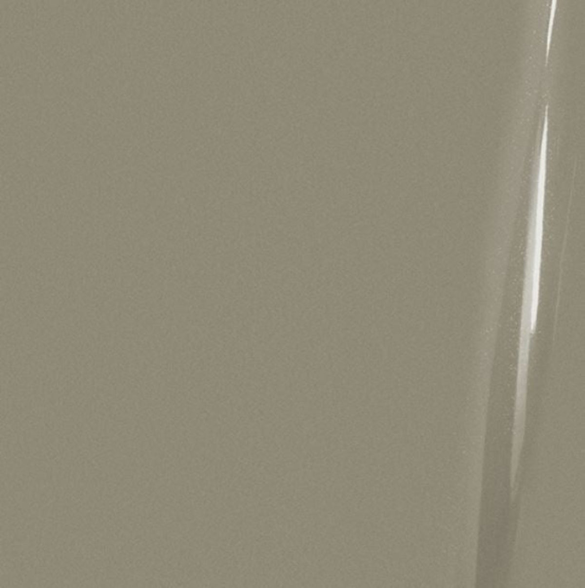 Lumina 2100 Charcoal Metallic material color reference; appearance varies with lighting and screen settings.