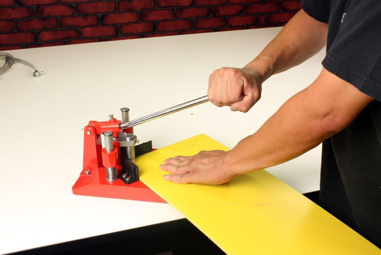 Sooper Rounder Corner Cutter SR3000 with Replacement Die Sets